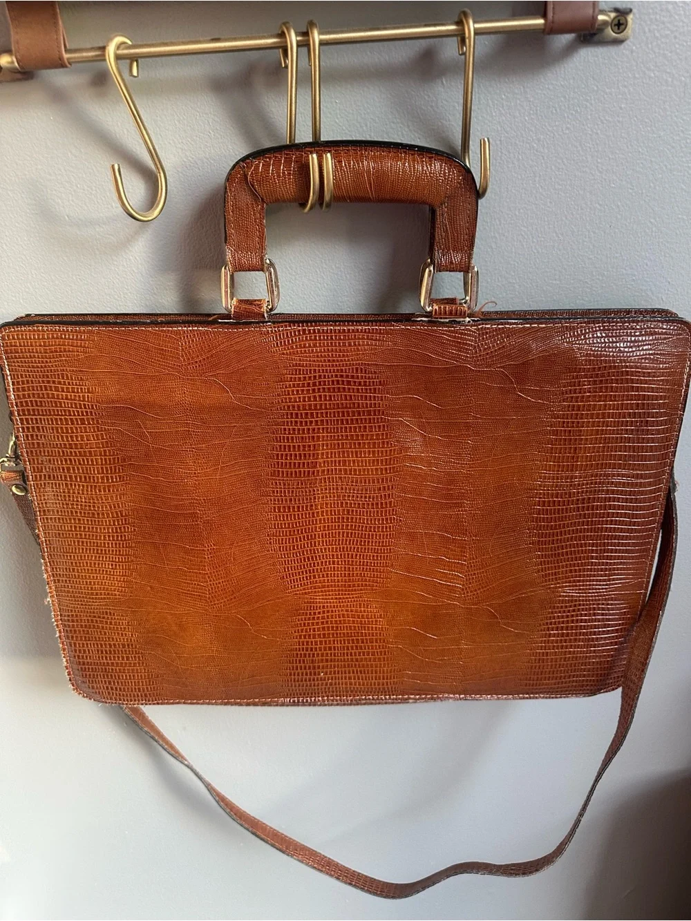 Classic Tan Leather Briefcase with Lizard-Texture Finish